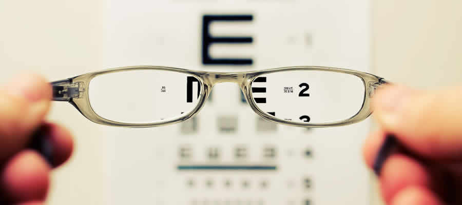 eye test glasses focus letters numbers