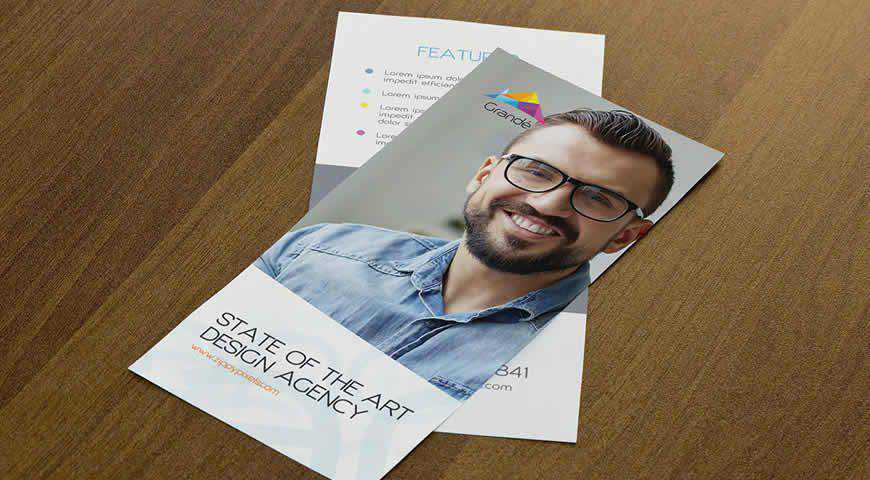 Flyer Photoshop PSD Mockup Template